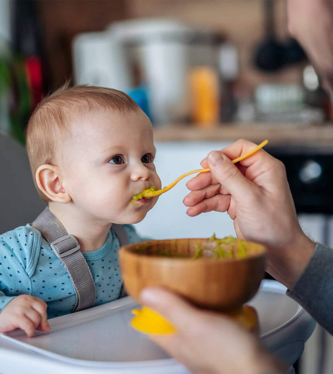 How do I know when to start weaning?